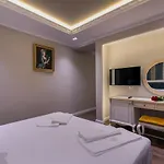Legacy Boutique Hotell 4*
