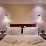 Hotell Legacy Boutique 4*