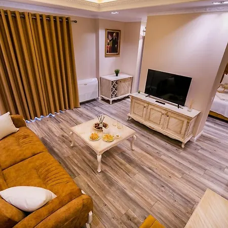 Legacy Boutique فندق