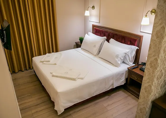 Legacy Boutique Hotel Korce