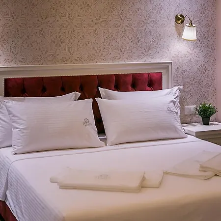 Legacy Boutique 4*
