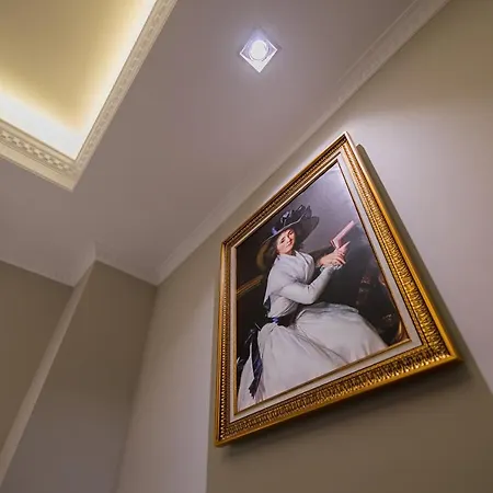 Legacy Boutique Hotel