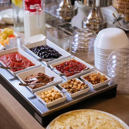 Legacy Boutique Hotel Korce